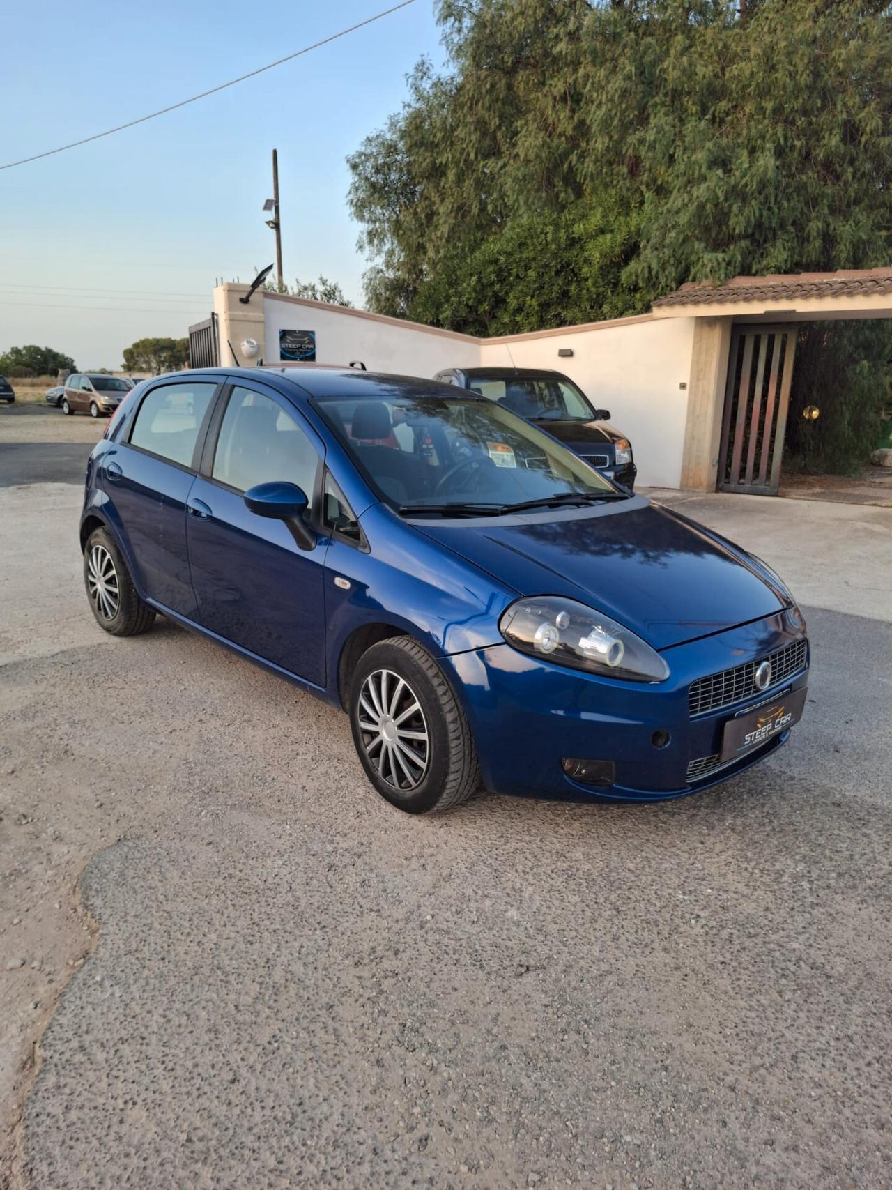 Fiat Grande Punto 1.2 5 porte (MOTORE FIRE)