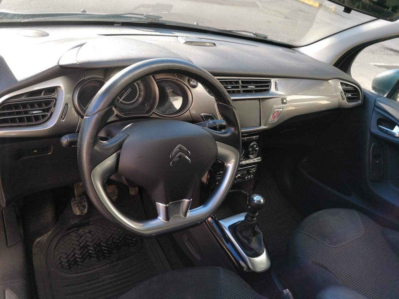 Citroen C3 1.6 e-HDi 110 Exclusive-Navy-Tetto