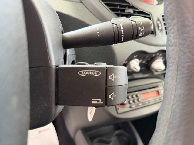 RENAULT Twingo 1.2 16V LEV Dynamique