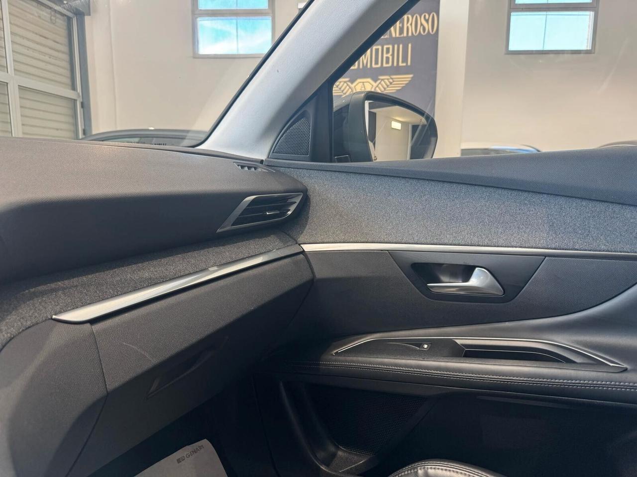 Peugeot 3008 BlueHDi 120 EAT6 Allure 12.2016