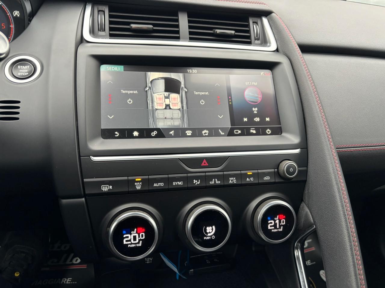 Jaguar E-Pace 2.0D 150 CV AWD aut. Chequered Flag FULL-TETTO