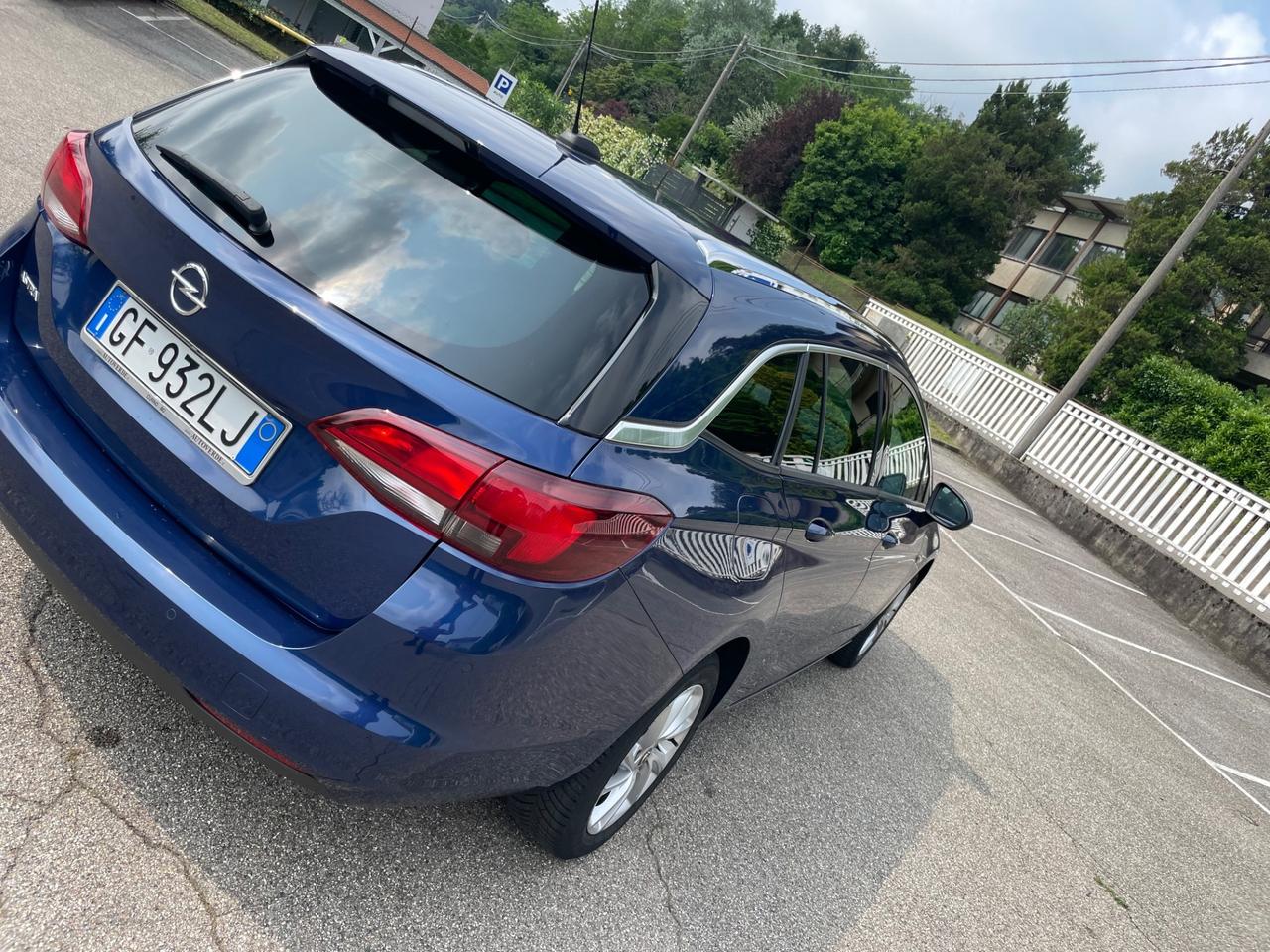 Opel Astra 1.5 CDTI 122 CV S&S AT9 Sports Tourer Ultimate