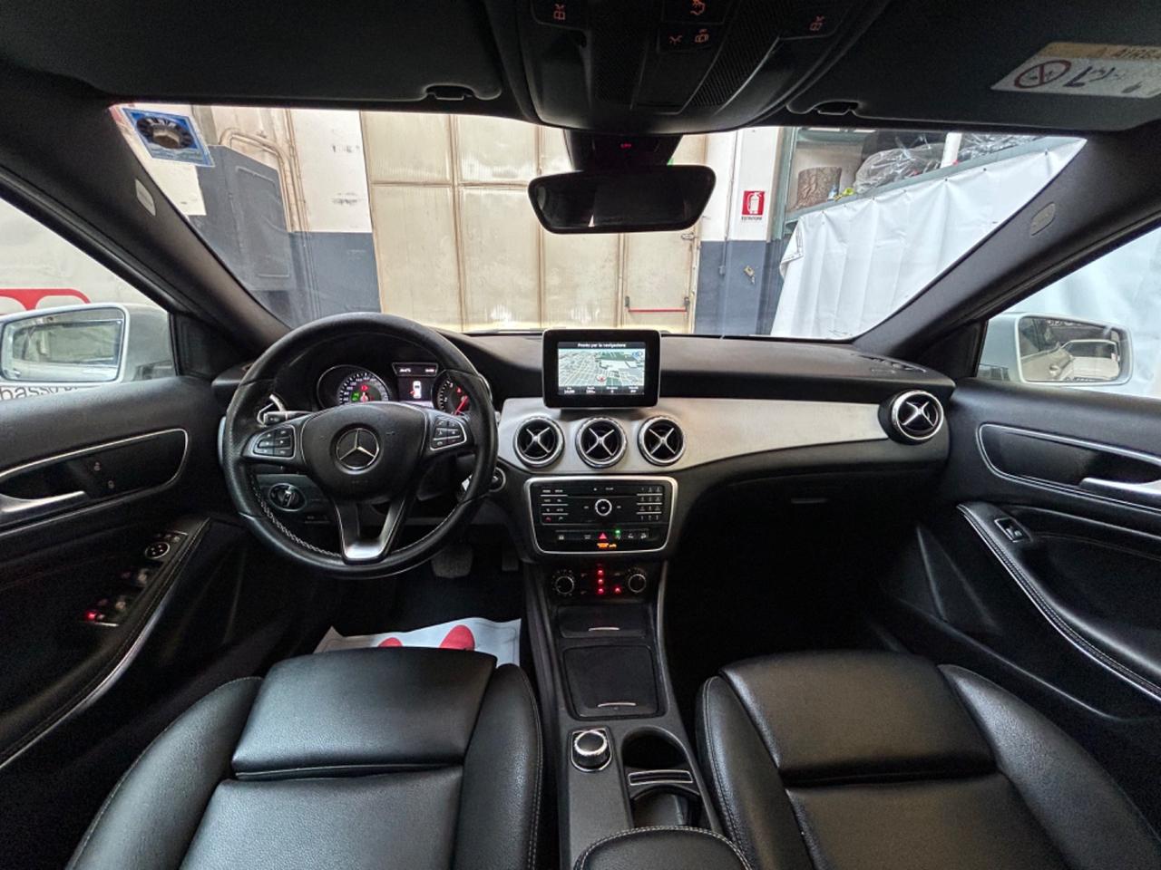 Mercedes-benz GLA 200 d Automatic 4Matic Premium
