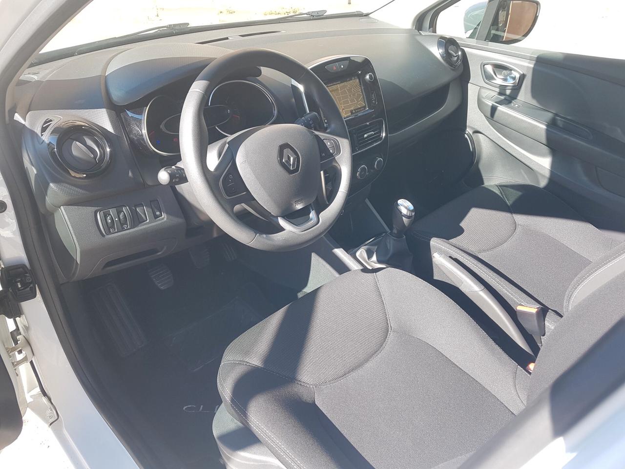 RENAULT CLIO 1500 DCI NAVI 96000 KM CERTIFICATI