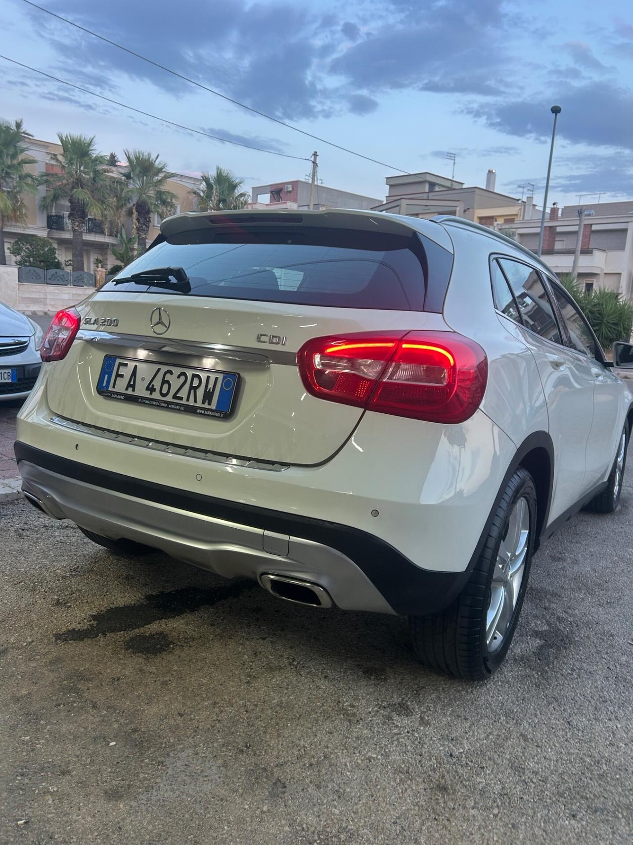 Mercedes-benz CLA 200 220 CDI Automatic Premium