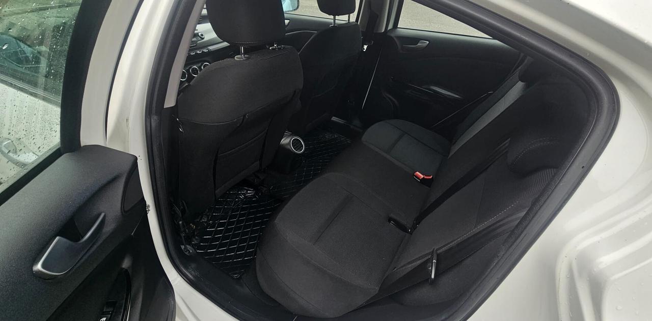 Alfa Romeo Giulietta 1.4 TURBO MULTIAIR DISTINCTIVE