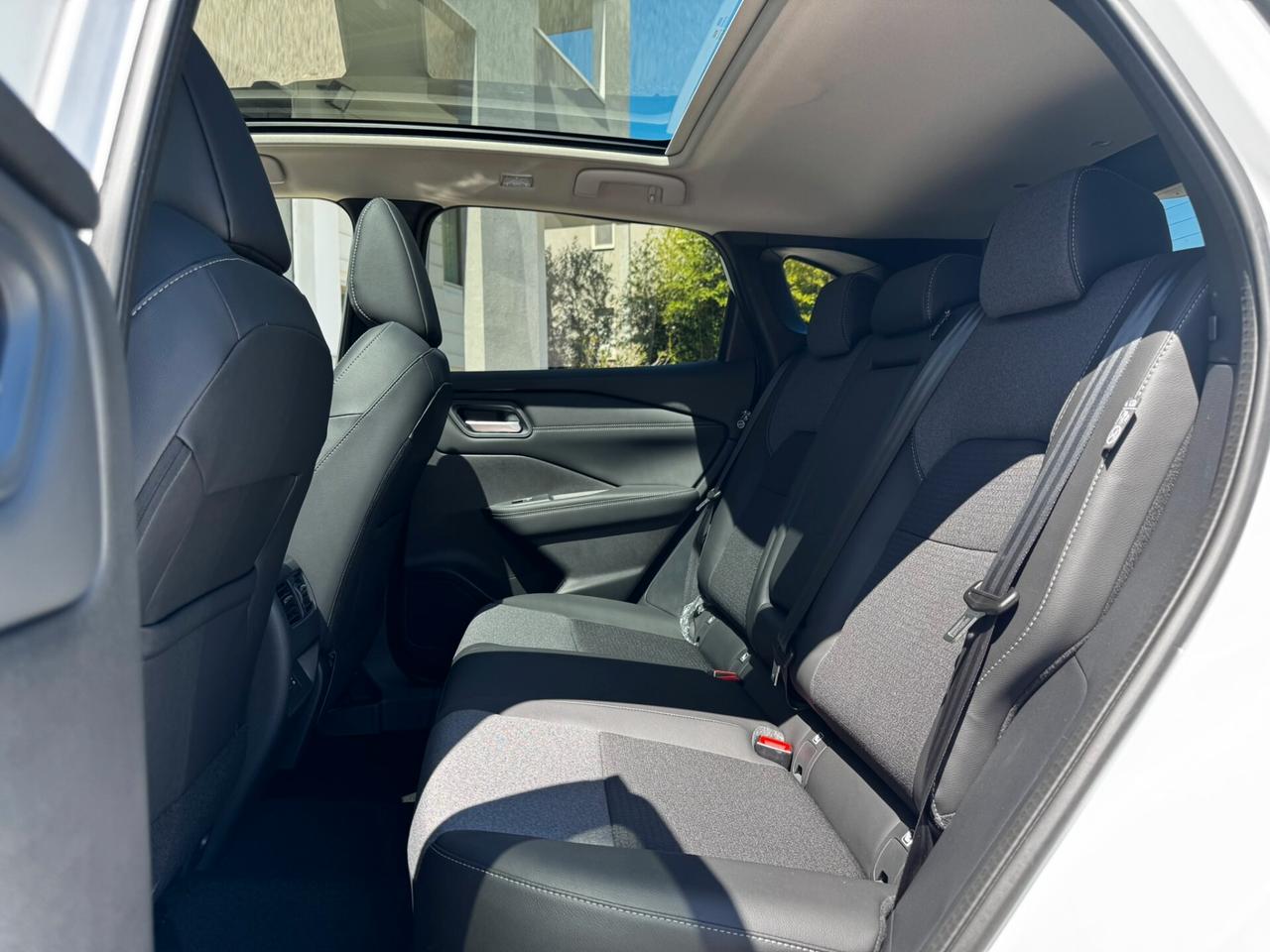 Nissan Qashqai MHEV 158 CV Xtronic N-Connecta, Km0, Iva deducibile