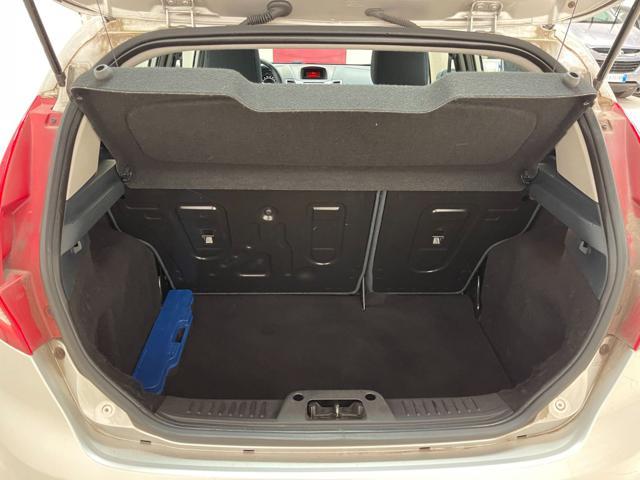 Ford Fiesta + 1.2 82CV 5 porte Ok Neopatentati