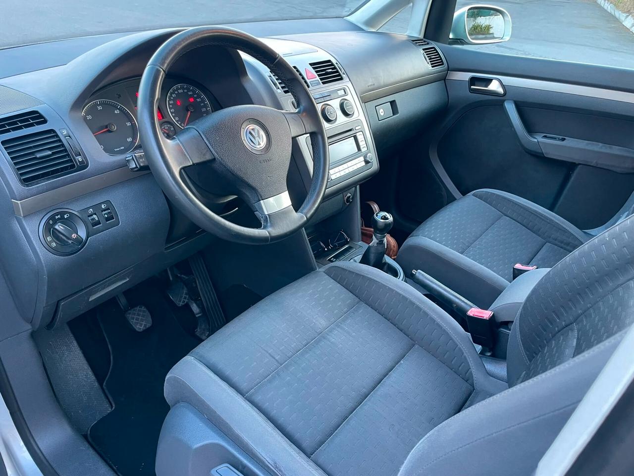 Volkswagen Touran 1.9 TDI 105CV 7 POSTI