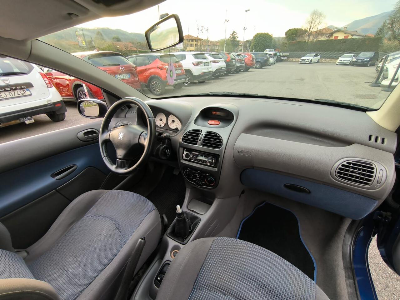 Peugeot 206 1.1 3p. XT *neopatentati*