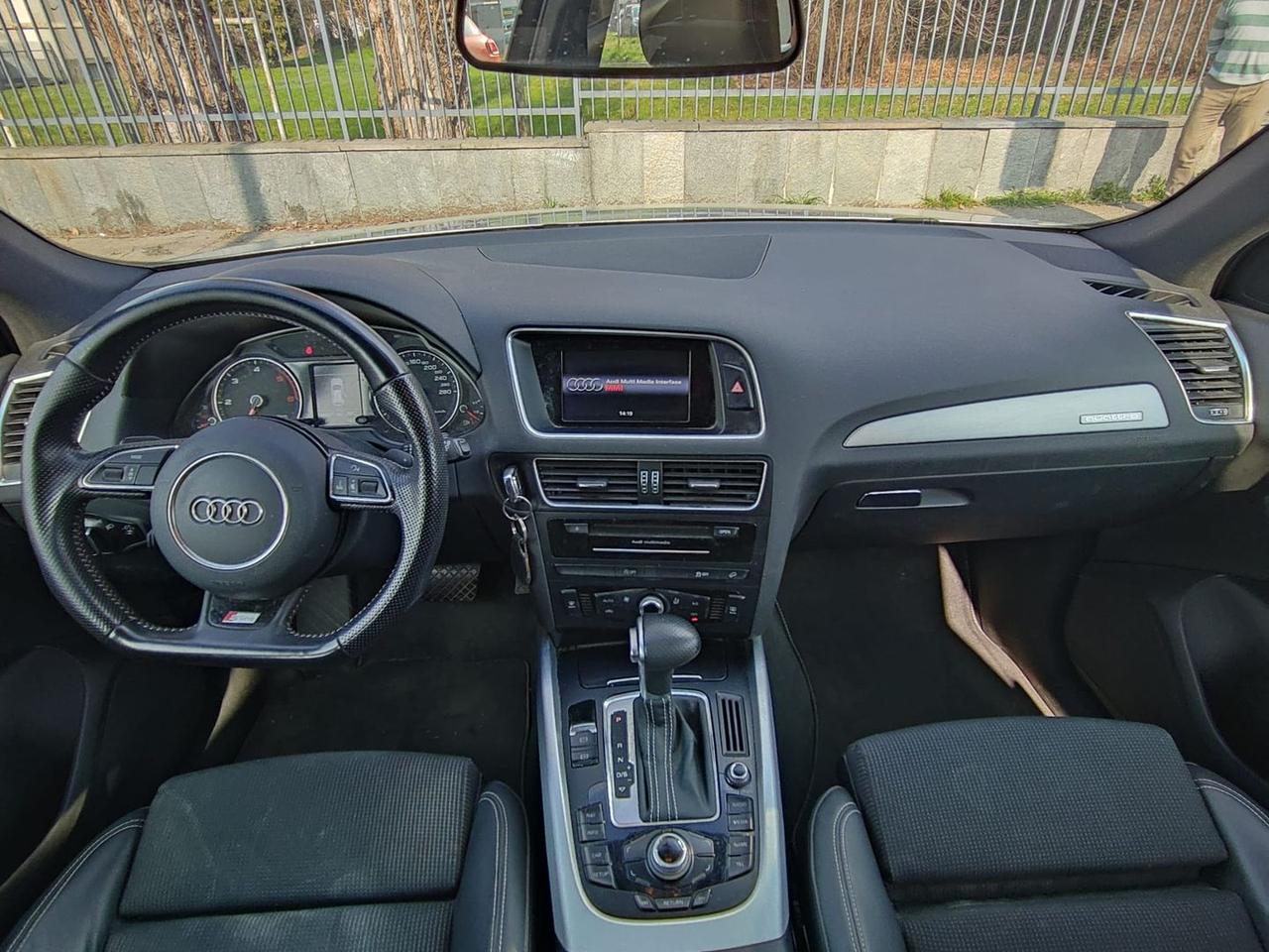 Audi Q5 3.0 TDI S Line #9625