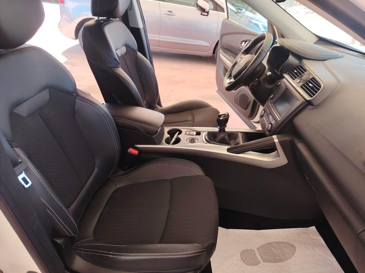 Renault Kadjar 1.5 dCi 8V 110CV Energy Intens + TETTO PANORAMICO