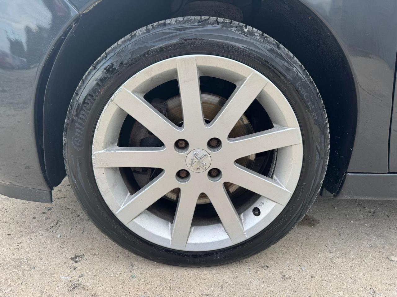 Peugeot 207 1.6 THP 175CV 3p. GTi