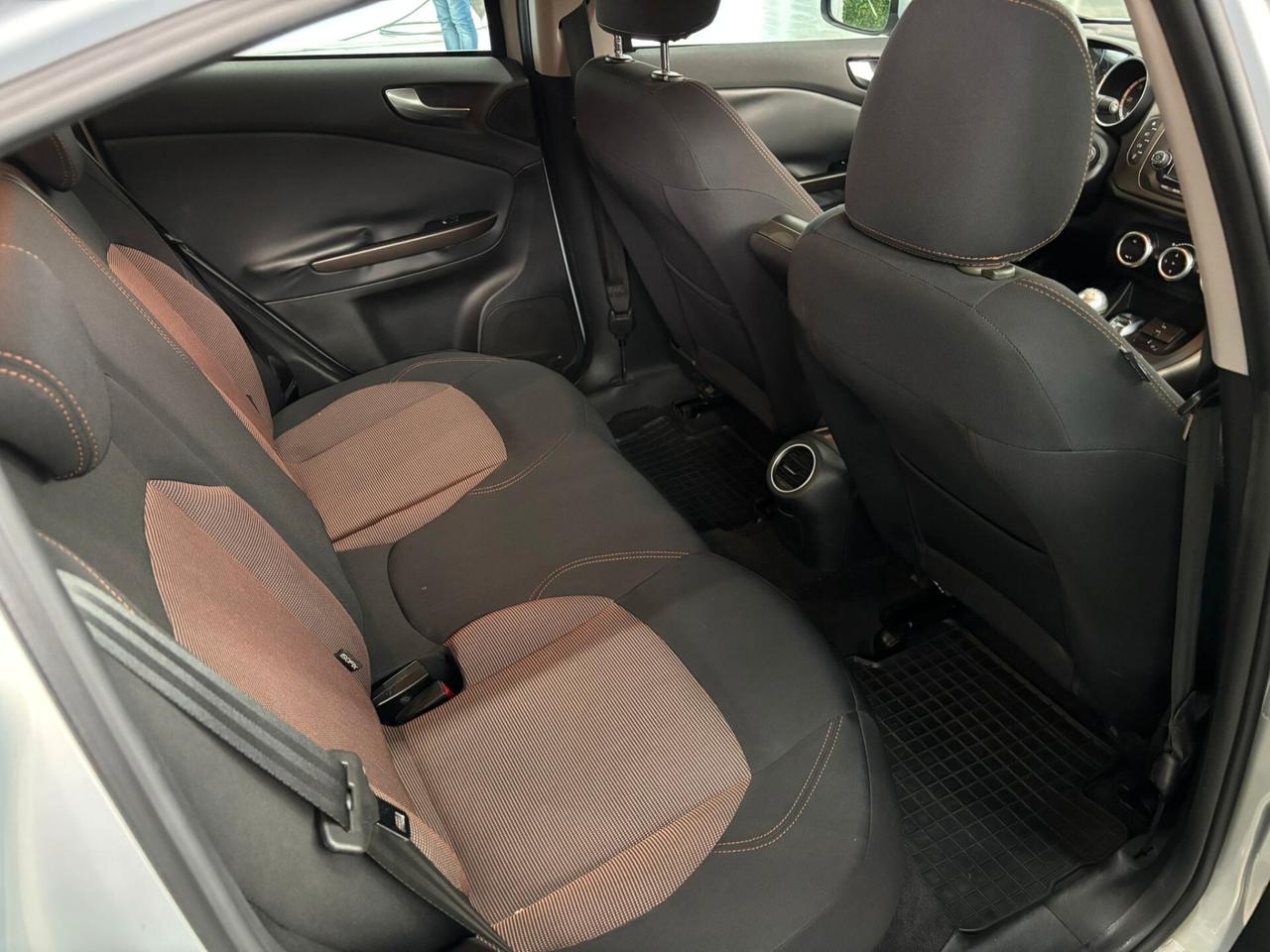 Alfa Romeo Giulietta 2.0 JTDm-2 150 CV Distinctive