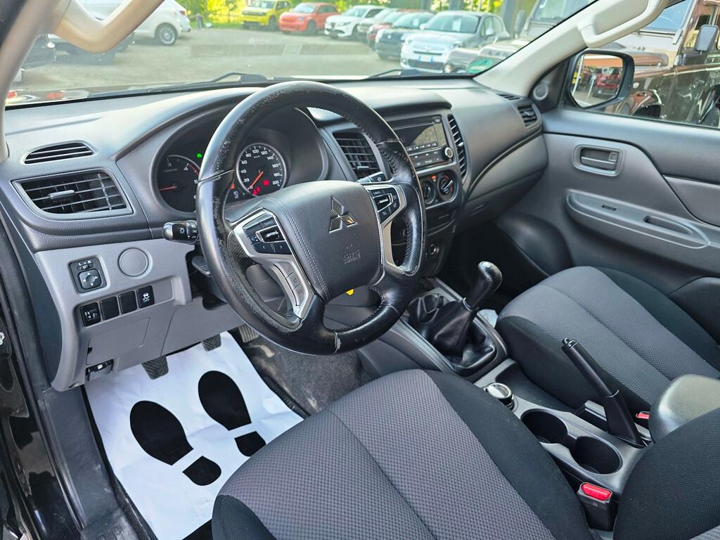 Mitsubishi L200 2.4 DI-D/154CV Double Cab Invite