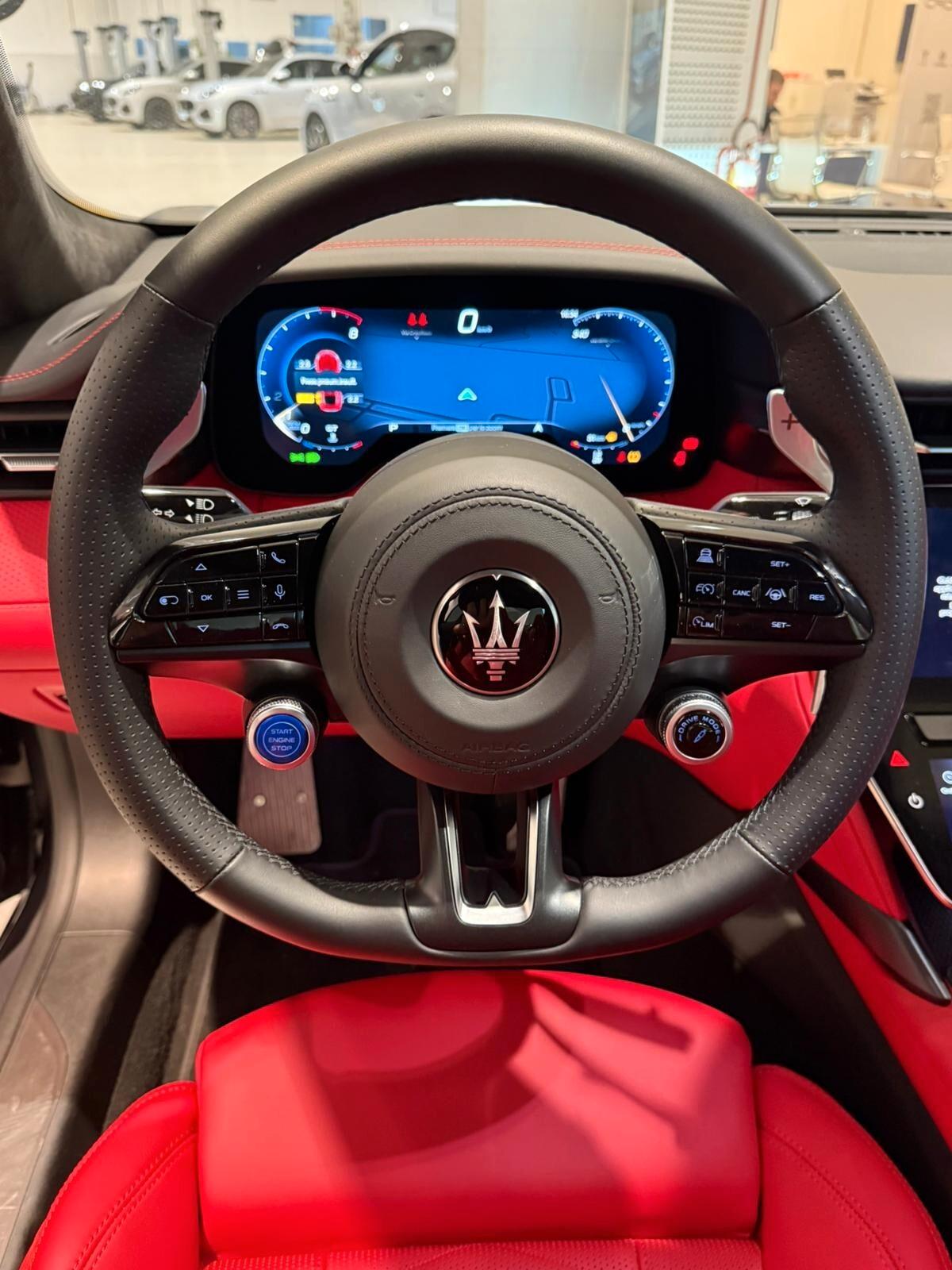 Maserati GranTurismo V6 550 CV AWD Trofeo