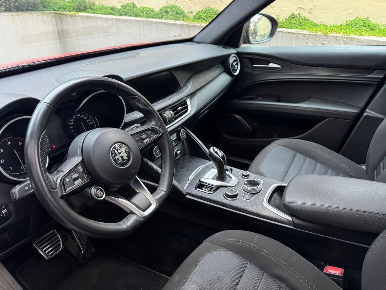 Alfa Romeo Stelvio 2.2 Turbodiesel 160 CV AT8 RWD Business