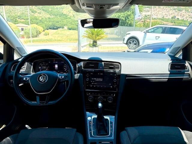 Volkswagen Golf 2.0 TDI DSG 5p. R-Line