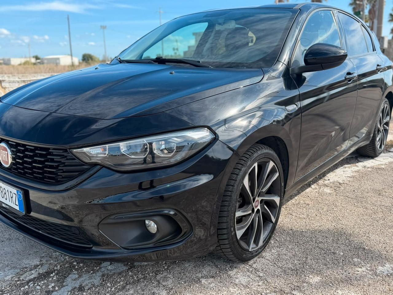 Fiat Tipo 1.6 Mjt S&S 5 porte Sport