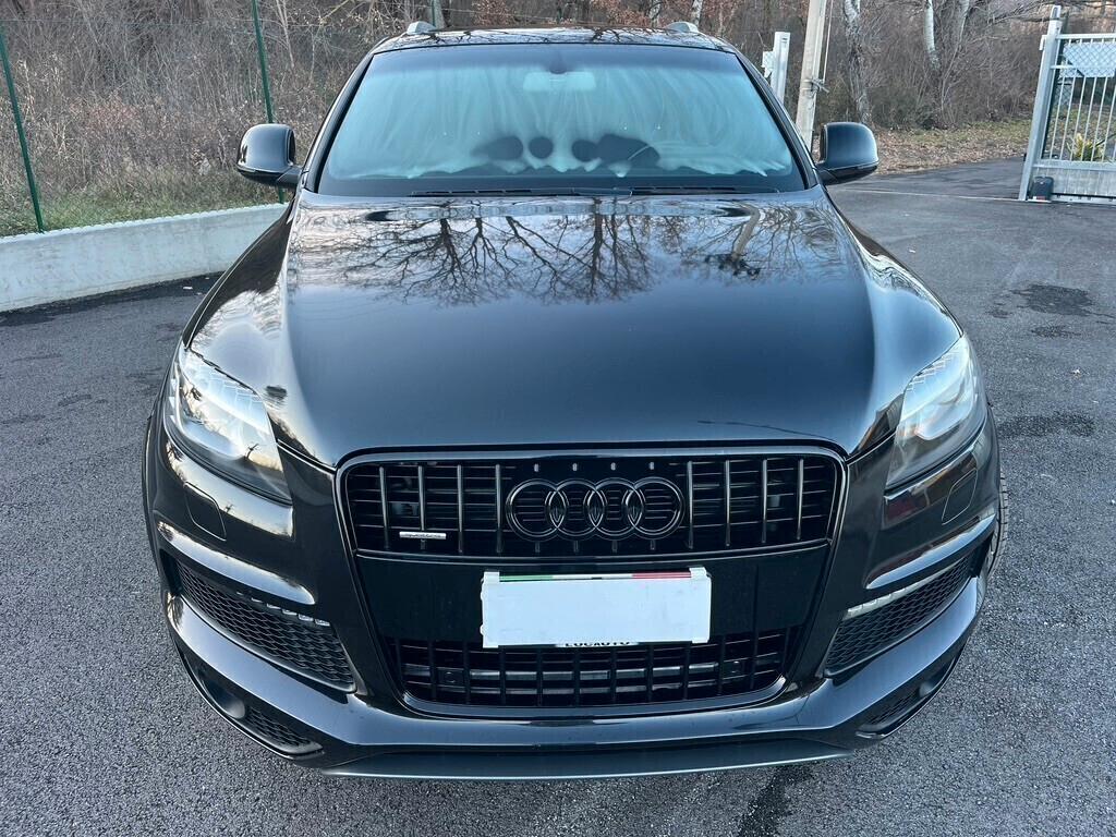 Audi Q7 3.0 V6 TDI 233CV quattro tiptronic S-LINE