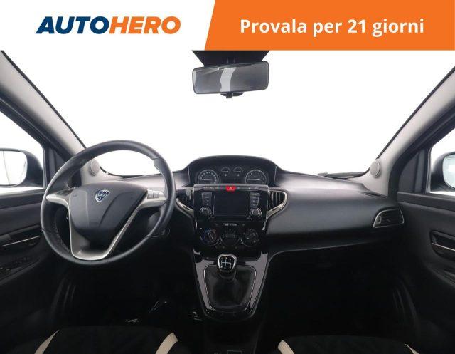 LANCIA Ypsilon 1.2 69 CV 5 porte Gold
