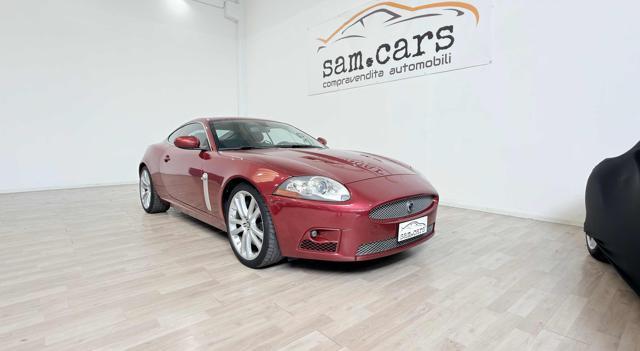 JAGUAR XKR 4.2 V8 Coupé
