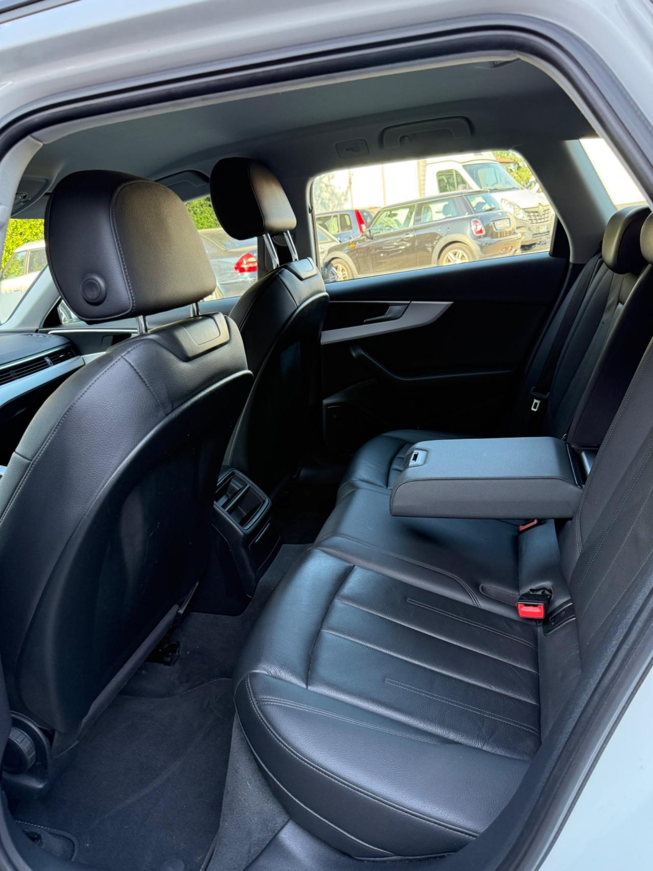 Audi A4 2.0 TDI 150 CV clean diesel quattro Advanced