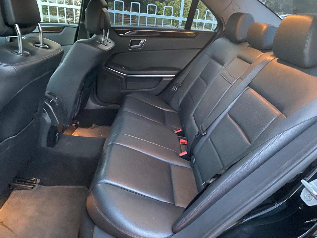 Mercedes-benz E 200 220 CDI BlueEFFICIENCY Elegance