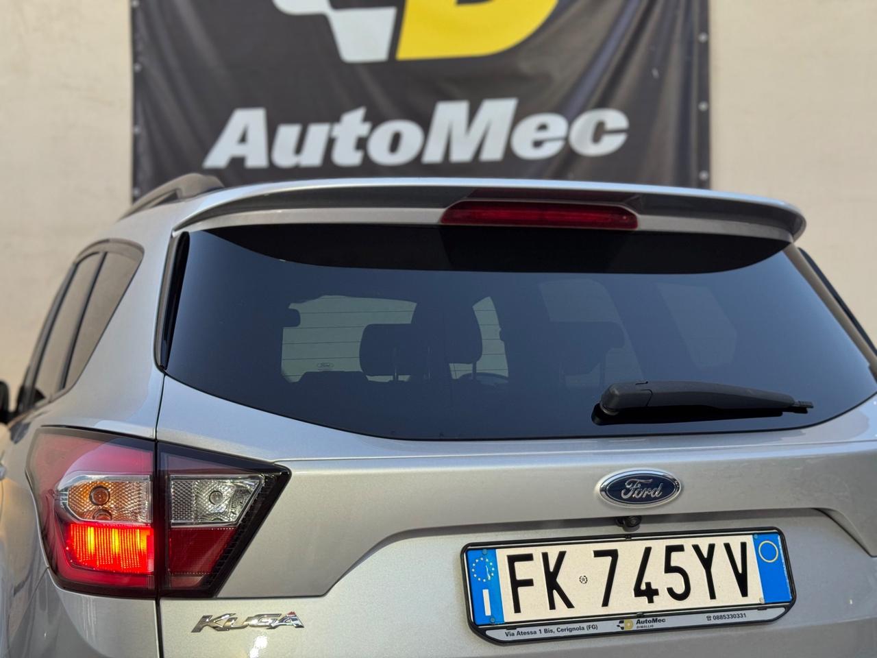 Ford Kuga 1.5 TDCI 120 CV S&S 2WD Powershift ST-Line