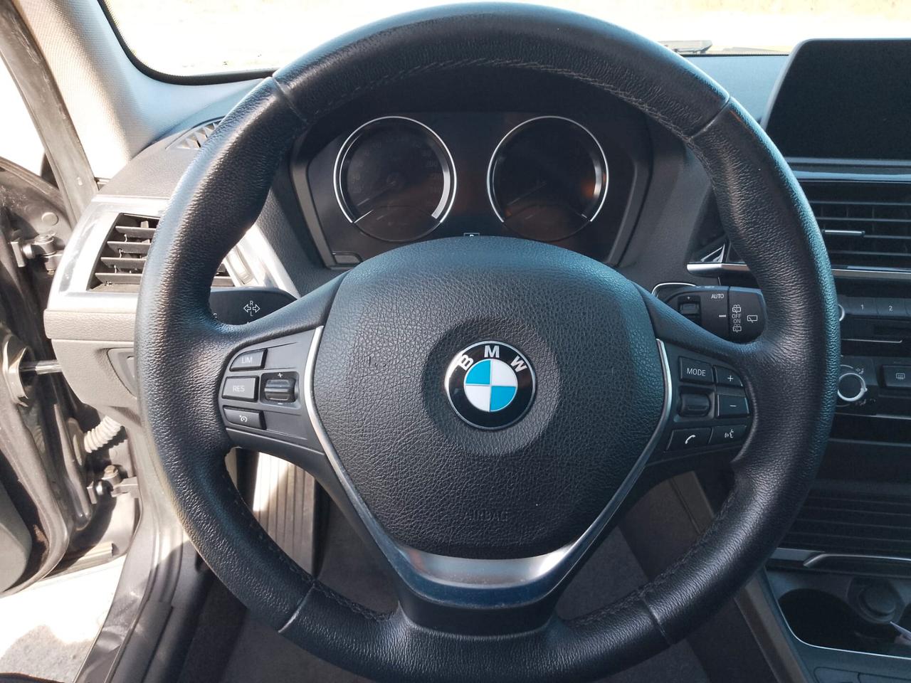 Bmw 118 118d 5p. Advantage
