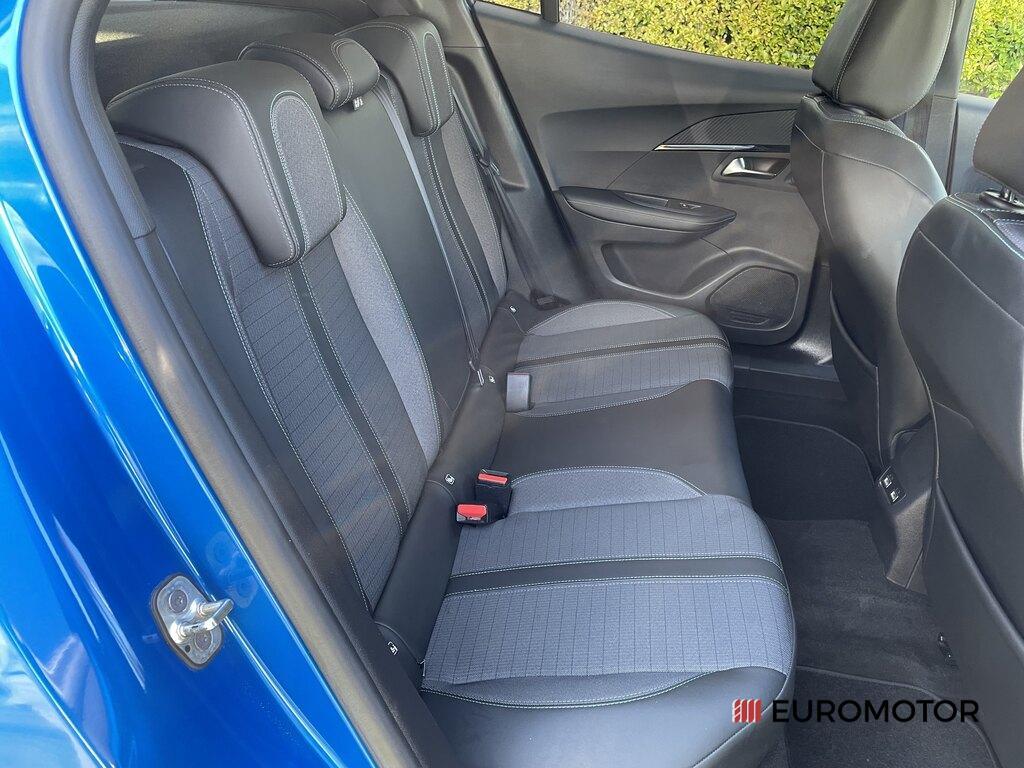 Peugeot 2008 1.5 BlueHDi Allure Pack