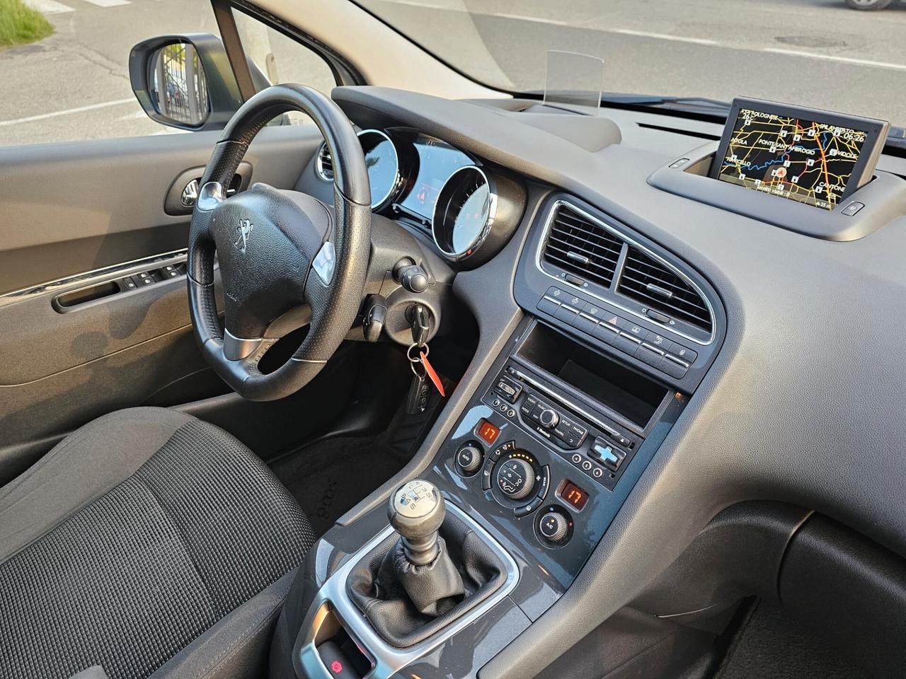 Peugeot 5008 1.6 120cv BlueHdi S&S Allure*Navi*Tetto*Euro6*