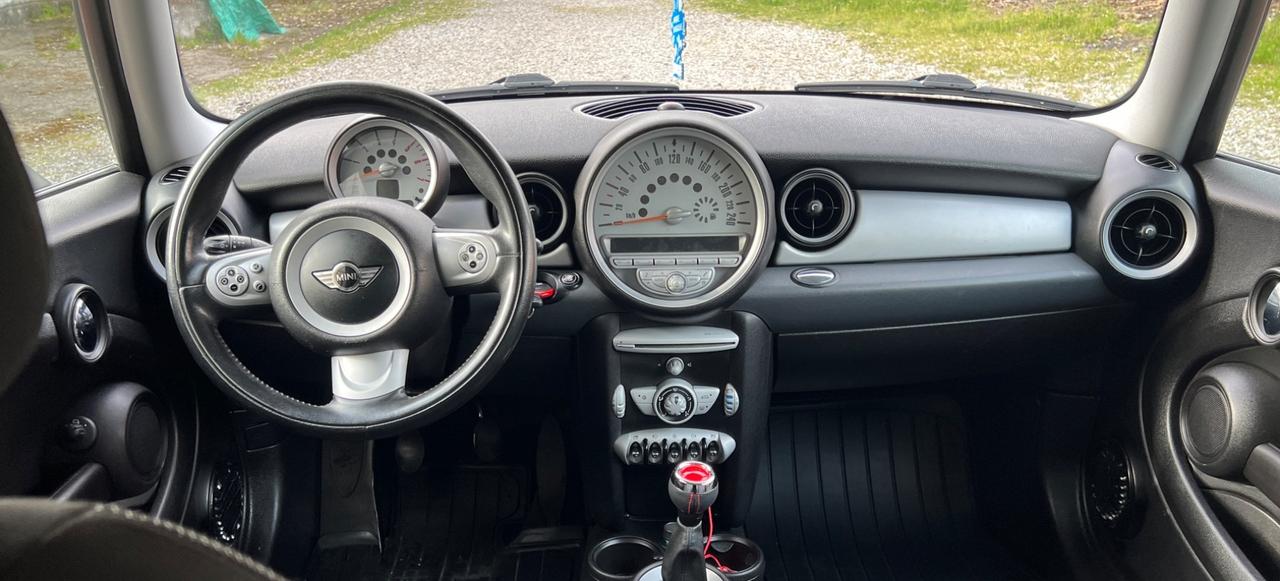 Mini Cooper D Clubman 1.6 16V