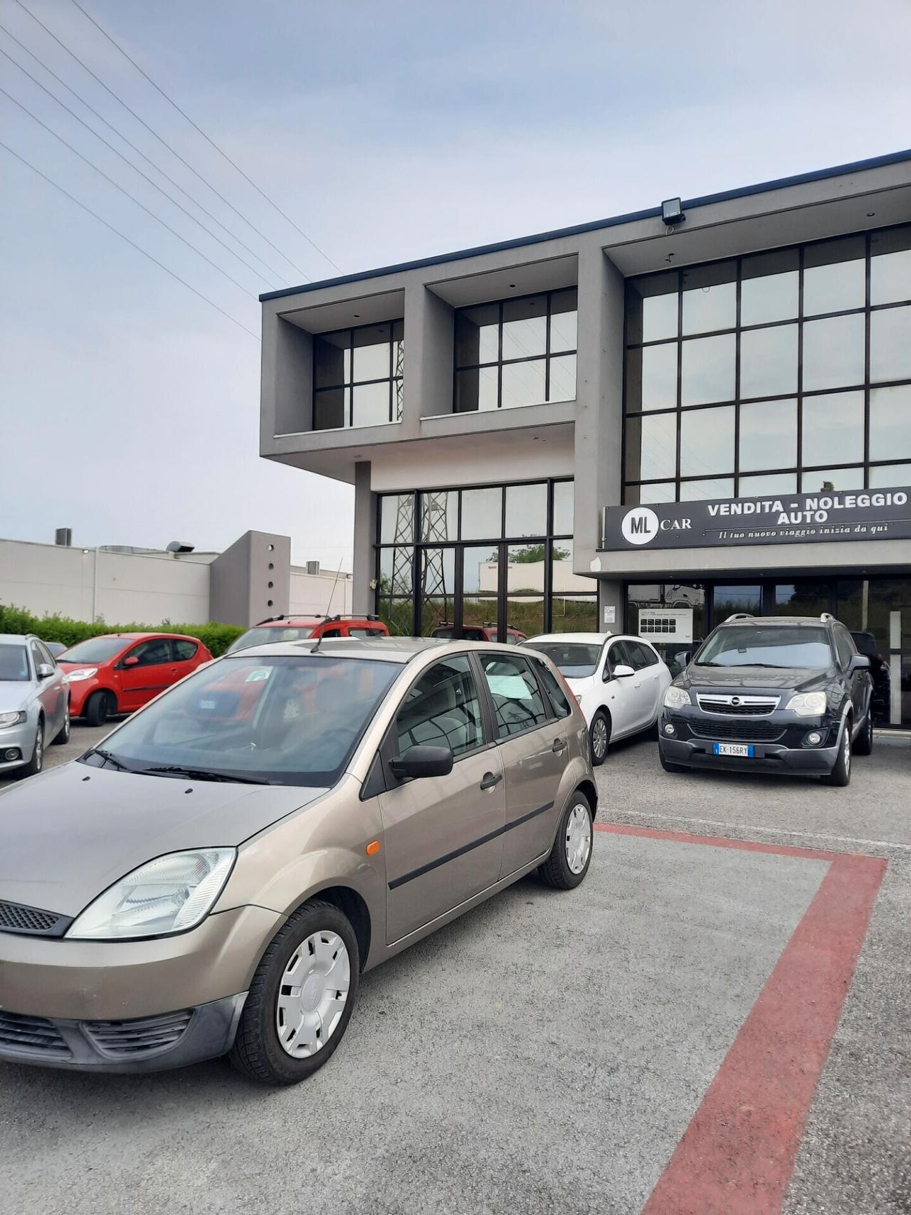 Ford Fiesta 1.2 16V 5p. Ambiente OK NEOPATENTATI