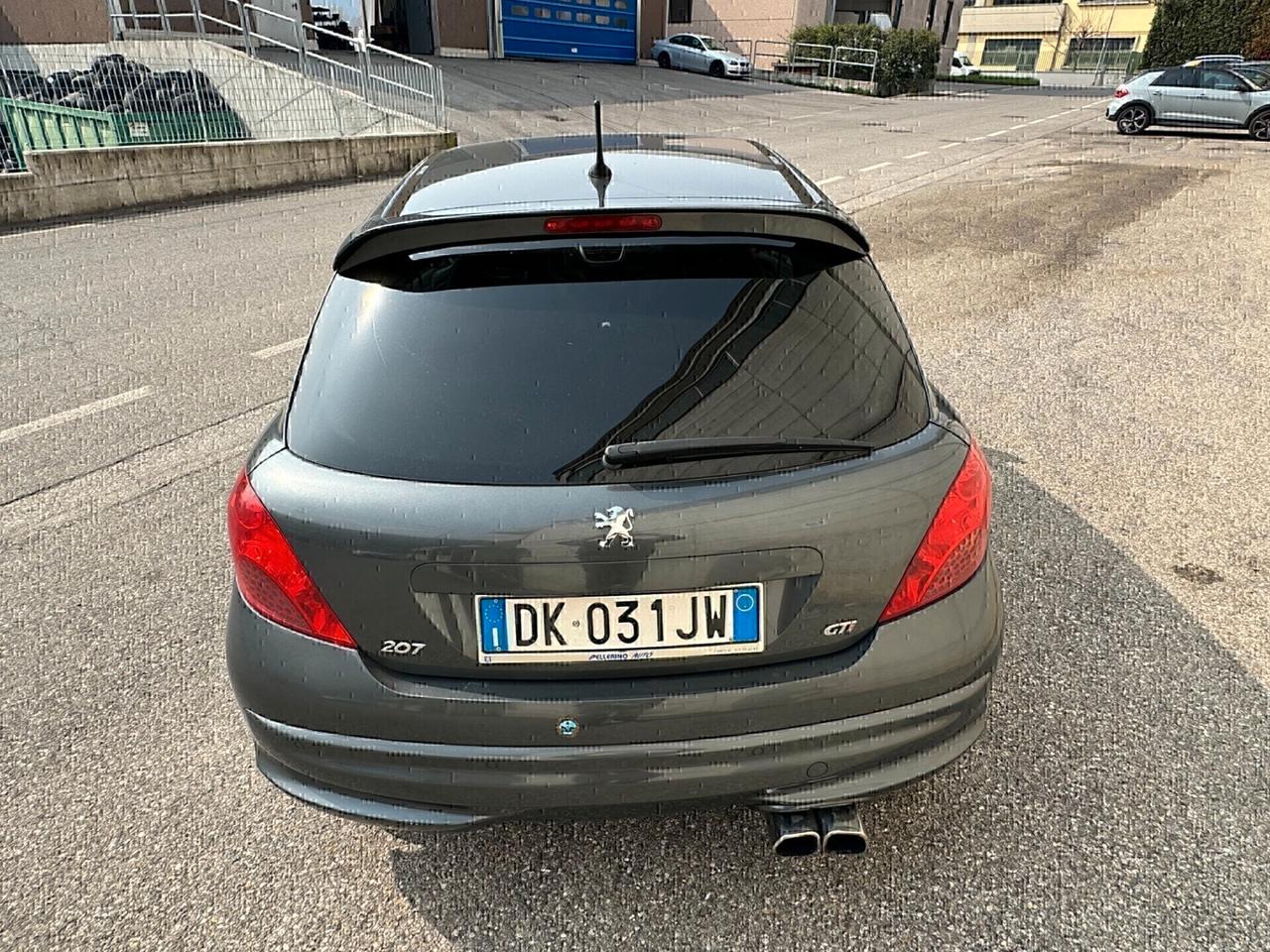 Peugeot 207 1.6 THP 175CV 3p. GTi