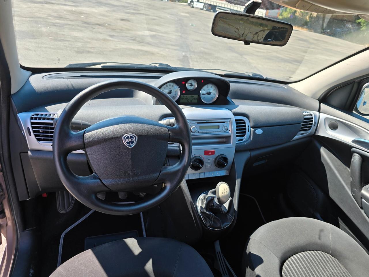 Lancia Ypsilon 1.2 69 CV Diva