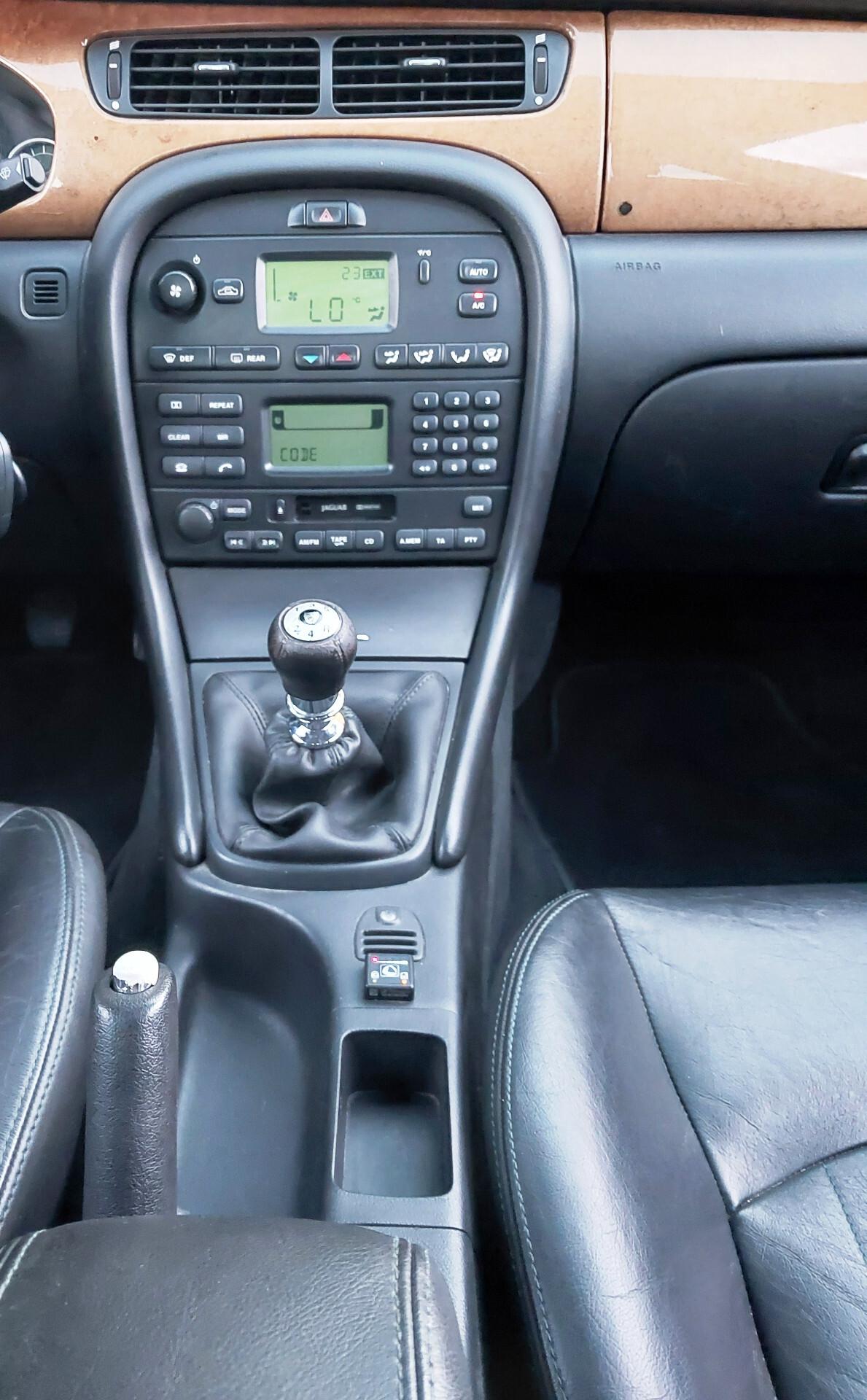 JAGUAR X-TYPE 2.5 4X4 GPL 08/2001