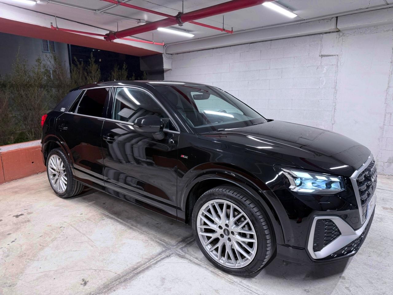 Audi Q2 35 TDI S tronic line Edition