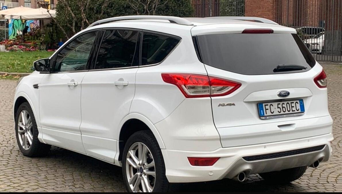 Ford Kuga 2.0 TDCI 150 CV S&S 4WD Titanium