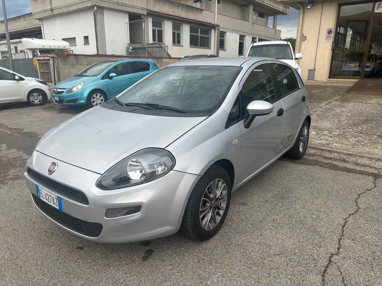 Fiat Punto 1.2 8V 5 porte Lounge GPL ok neo patentati