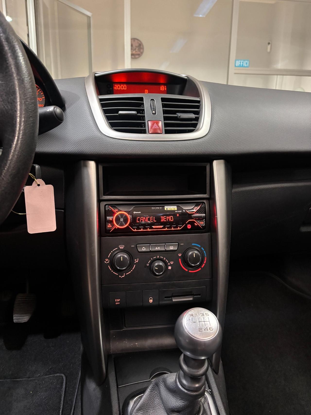 Peugeot 207 CC 1.6 hdi 8v Tecno 112cv