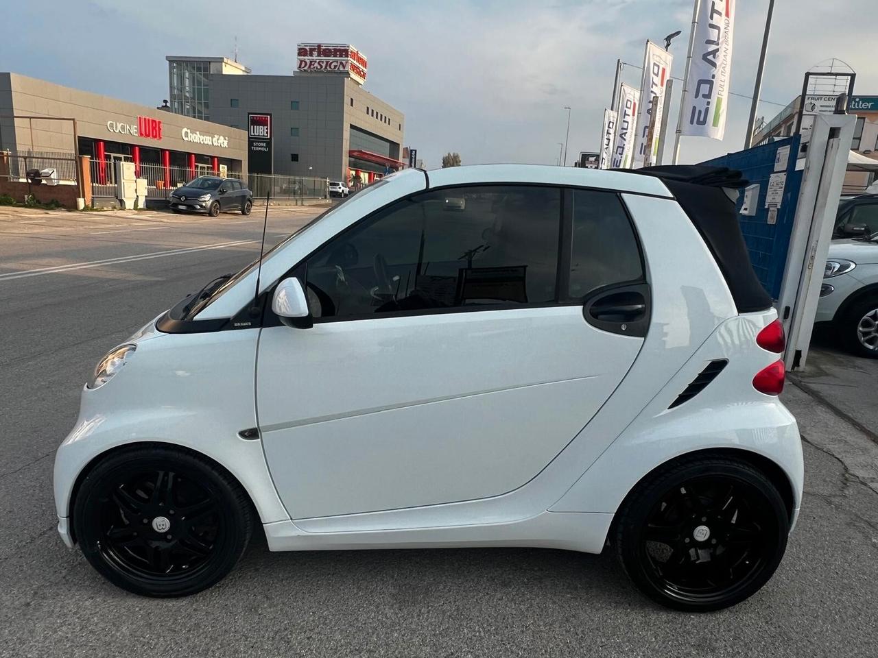 Smart ForTwo 1000 75 kW cabrio BRABUS