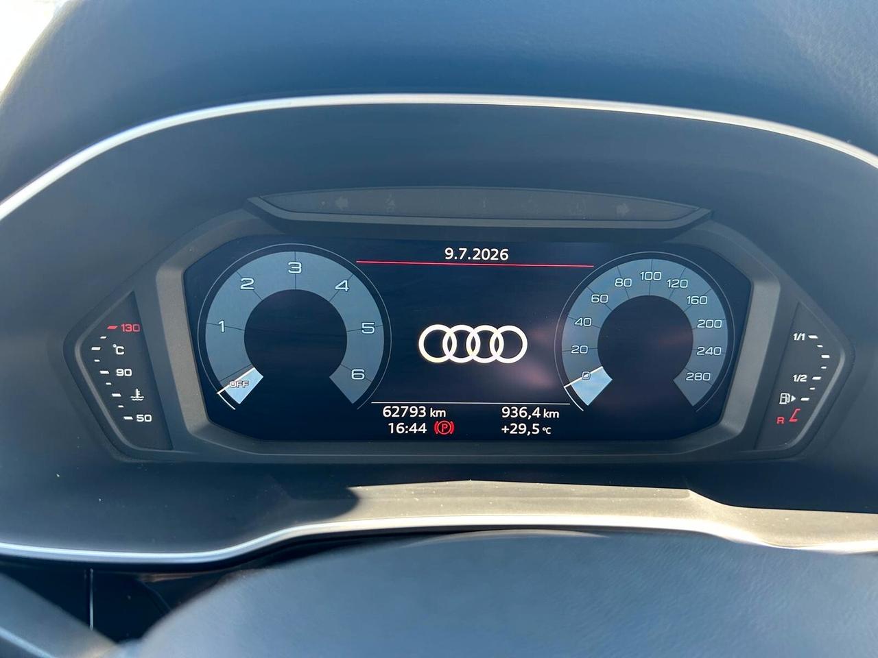 Audi Q3 35 TDI S tronic Business