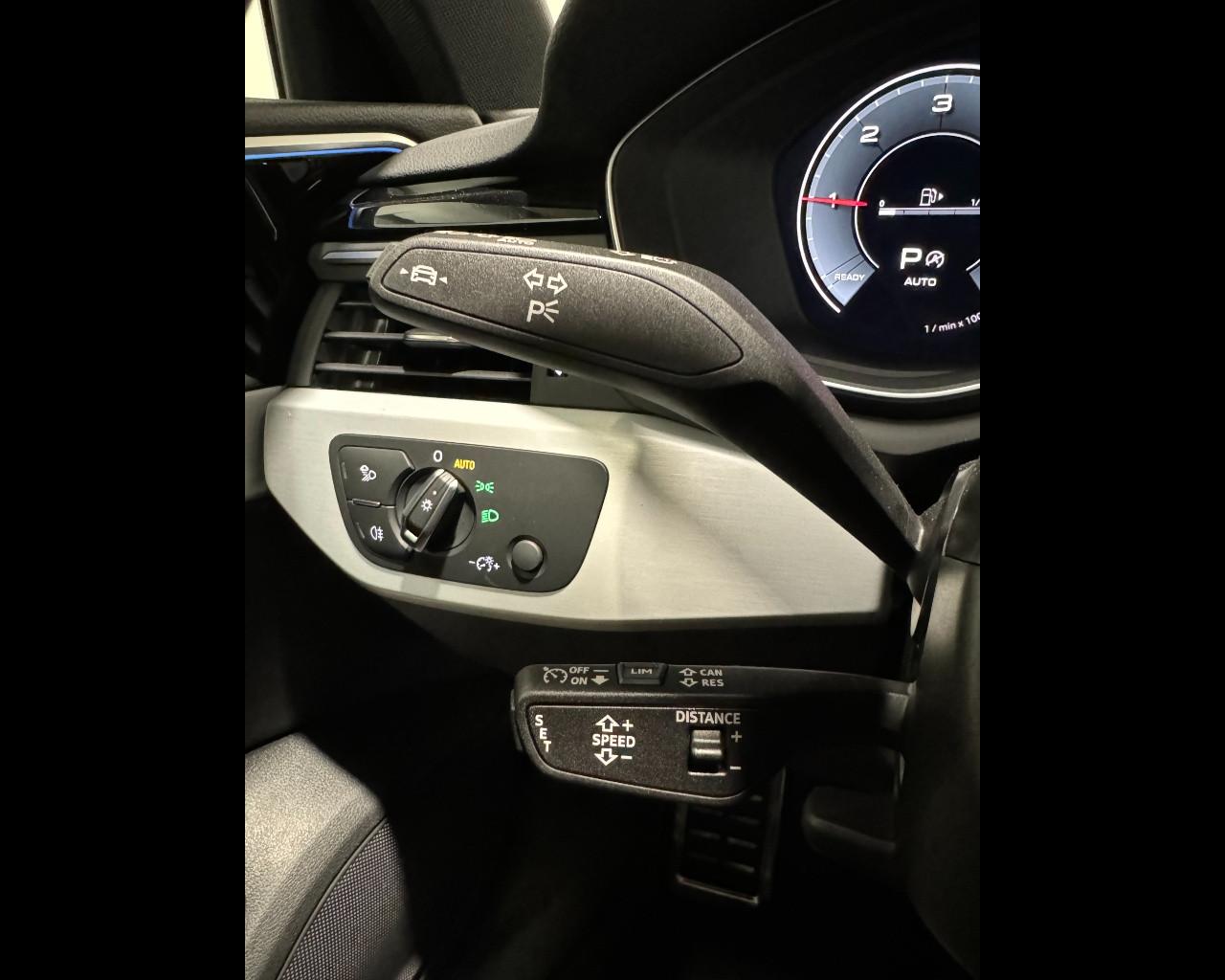 AUDI A4 35 TDI S-TRONIC S-LINE