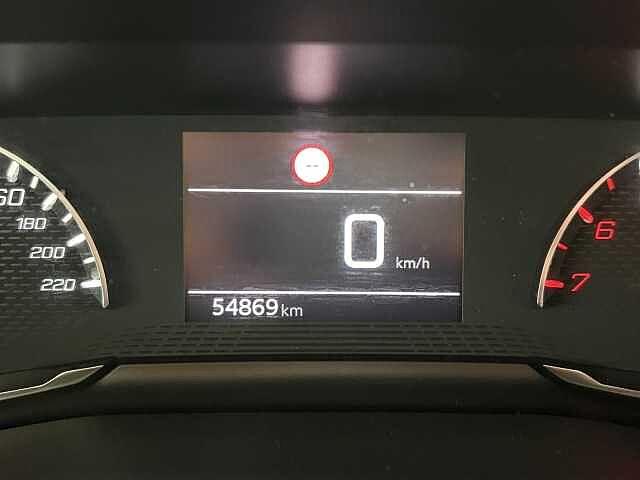 Peugeot 2008 1.2 PureTech 100 CV Allure