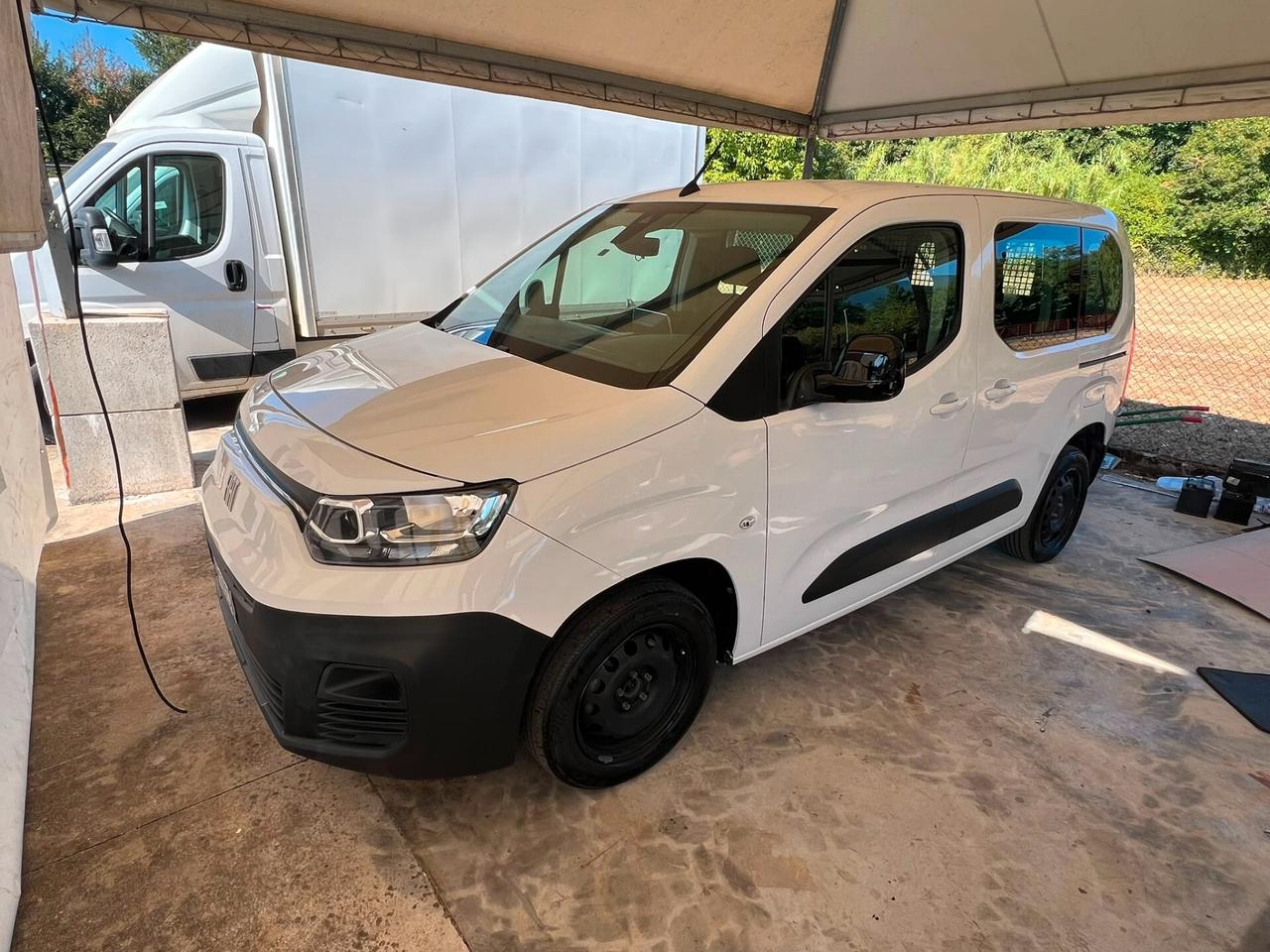 Fiat Doblo Doblò 1.5 BlueHdi 130CV AT8 Combi N1