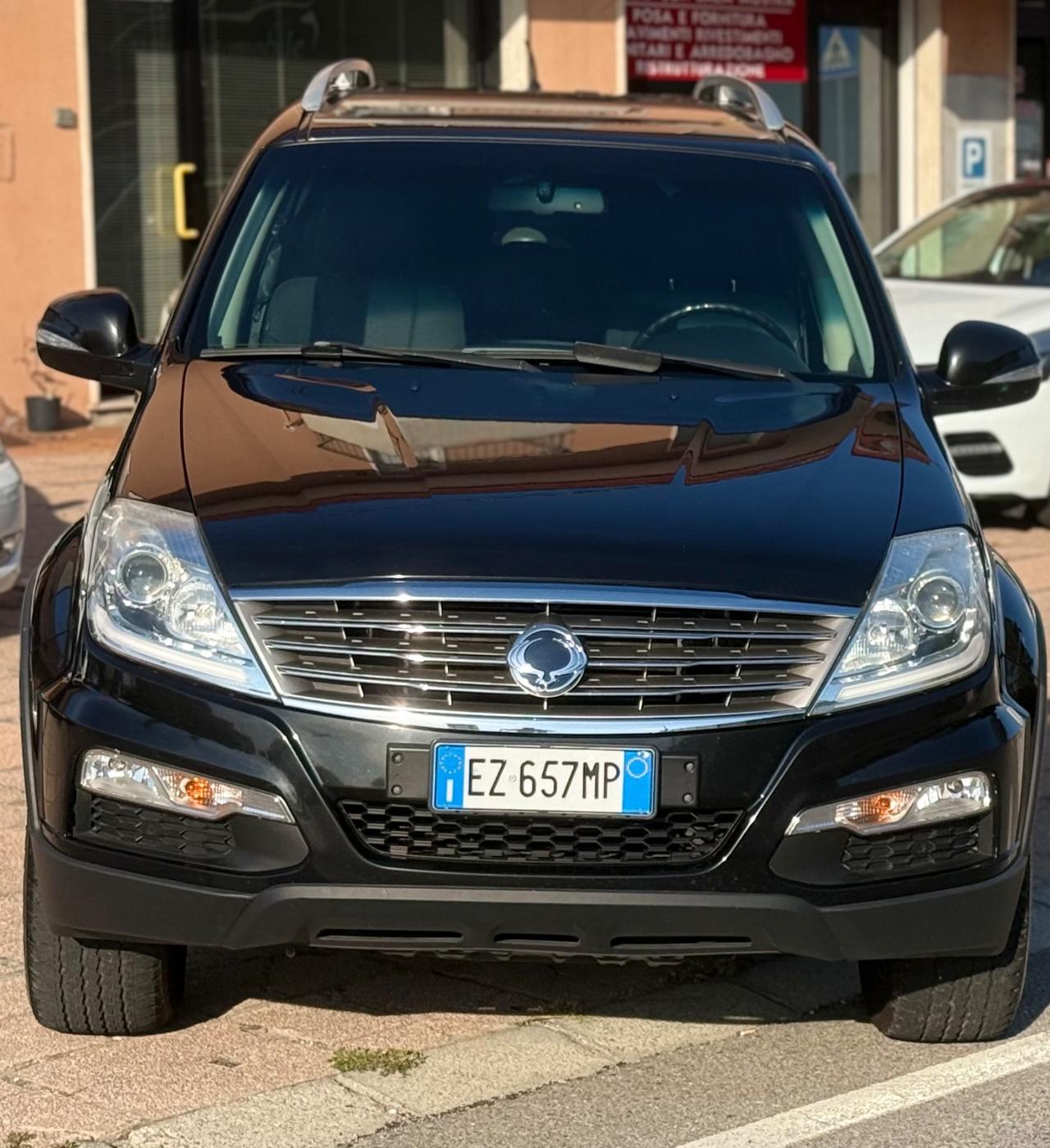 Ssangyong Rexton W 2.2 Diesel 4WD M/T Plus 7 POSTI