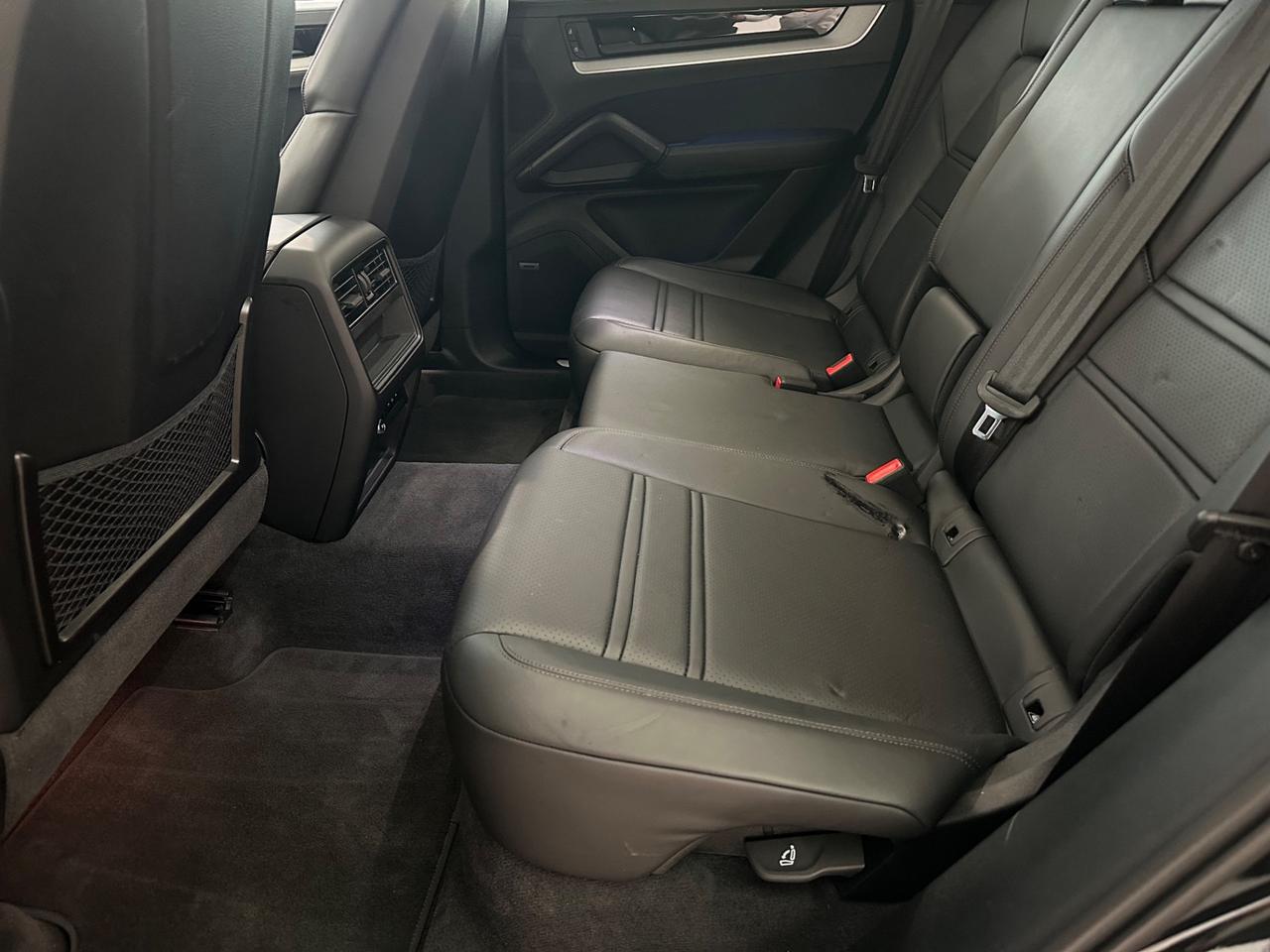 Porsche Cayenne Coupé 3.0 V6 Black Edition - IVA ESPOSTA