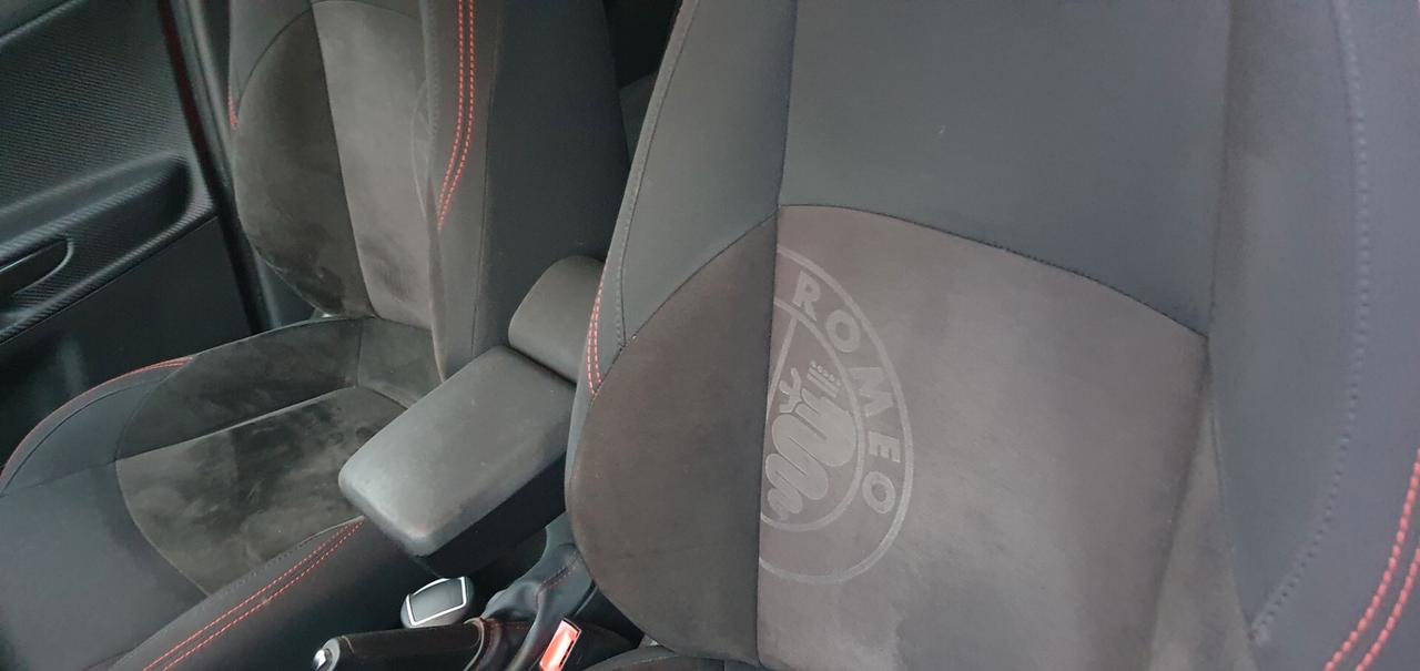 Alfa Romeo Giulietta 1.6 JTDm-2 120 CV Exclusive