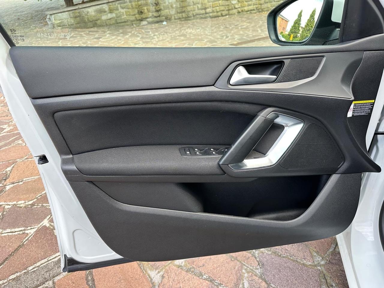 Peugeot 308 BlueHDi 120 S&S 6 SW GT Line